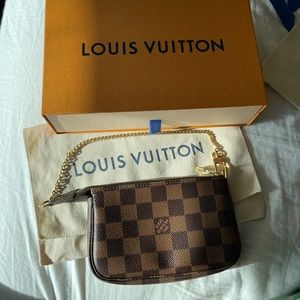 🇫🇷 LV Mini Pochette Accesoires Damier Ebene